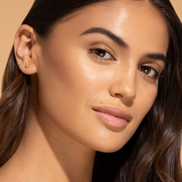 Butter Glow Contour Wand - Medium/Deep