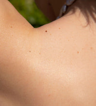 Load image into Gallery viewer, Fresh Glow Body Mousse
