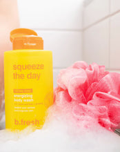 Load image into Gallery viewer, squeeze the day body wash
